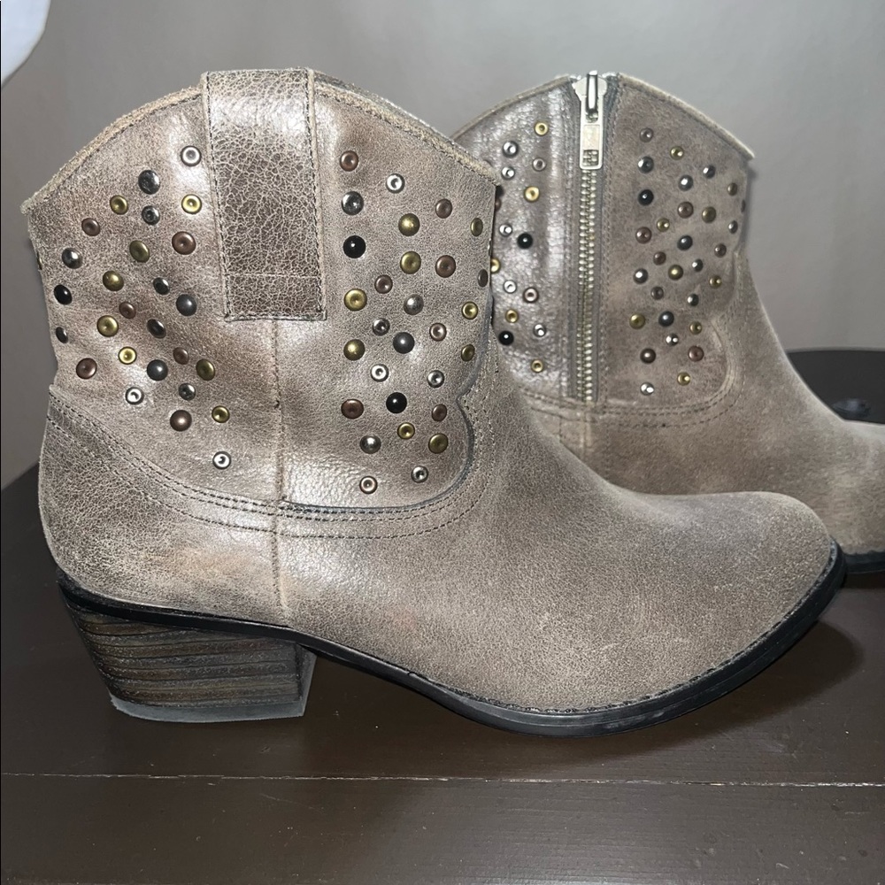 White Mountain boots